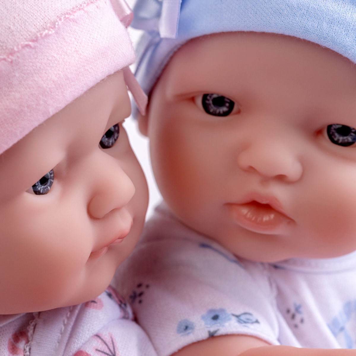 La Newborn ® All-Vinyl La Newborn TWINS w/ Accessories.